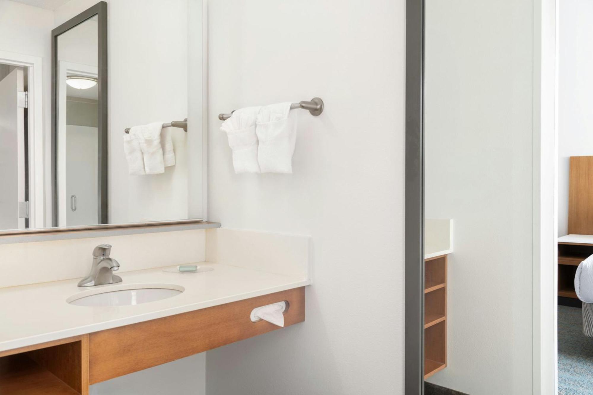 SpringHill Suites Detroit Auburn Hills Extérieur photo